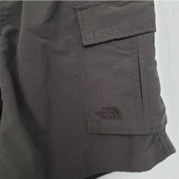 North Face Men's Grey Paramount Nylon Cargo Shorts Elastic Waist Size Large - Picture 3 of 15